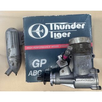 THUNDER TIGER THUNDER TIGER 40 GP ABC R/C ENGINE NIB VINTAGE NEEDS CLEANING  PACKING OIL HAS DISCOLOURED ENGINE & EXH