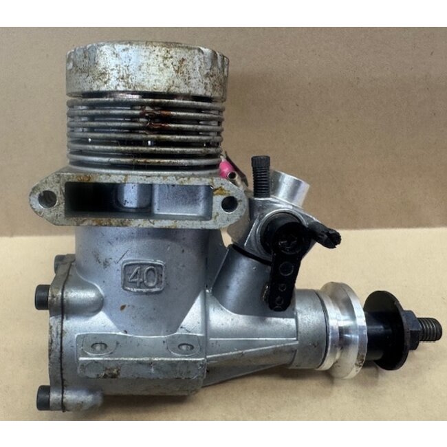 THUNDER TIGER 40 GP ABC R/C ENGINE NIB VINTAGE NEEDS CLEANING  PACKING OIL HAS DISCOLOURED ENGINE & EXH