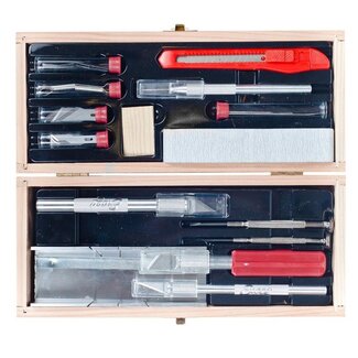 EXCEL EXCEL 44286 EXCEL DELUXE KNIFE / TOOL SET IN WOOD BOX