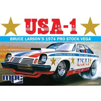 MPC MPC 1/25 Bruce Larson USA/1 Pro Stock Vega Plastic Model Kit