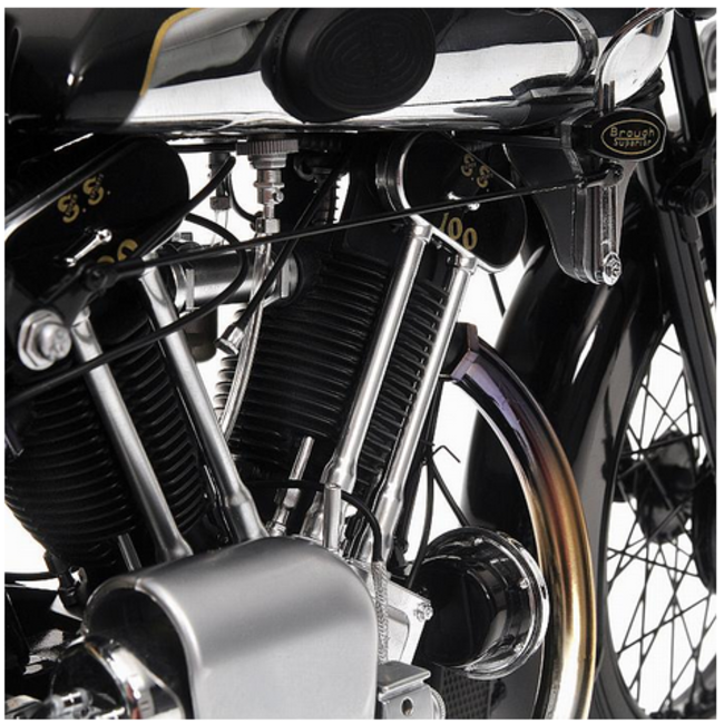 Minichamps 062135500 1/6 Brough Superior SS100 T.E. Lawrence Black Motorbike model " EX DECEASED ESTATE SOLD AS IS "