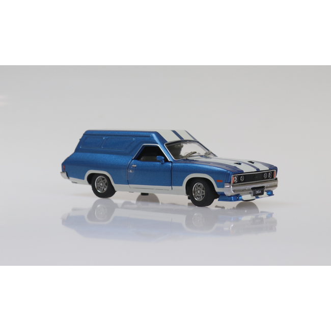 DDA 1:32 Dark Blue XC Panel Van