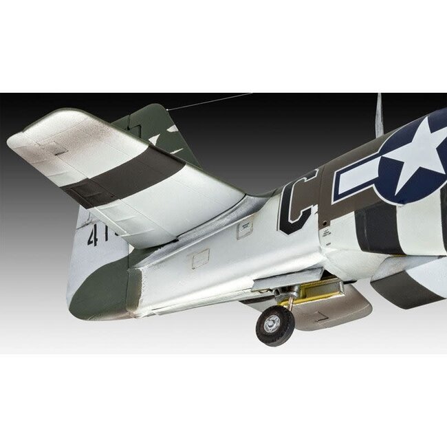 REVELL P-51D MUSTANG 1:32