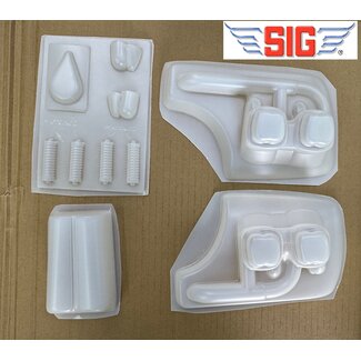SIG SIG 1/3 SPACE WALKER  COWL PARTS  ENGINE HEADS EXHAUST ETC  SEE PHOTO PLASTIC PARTS