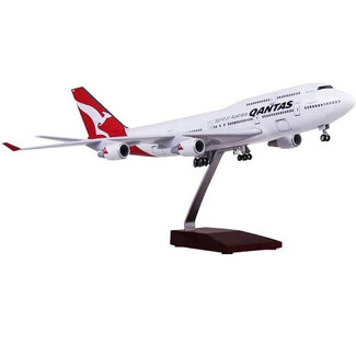 AJB AJB Qantas 747 Plane 1/150