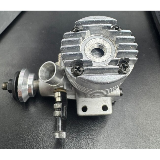 OS 10 FP/S C/L  ENGINE WITH SILENCER VINTAGE MOTOR  1980'S RELEASE NO BOX SOLD AS IS SEE PHOTOS MOUNTED NEVER RUN