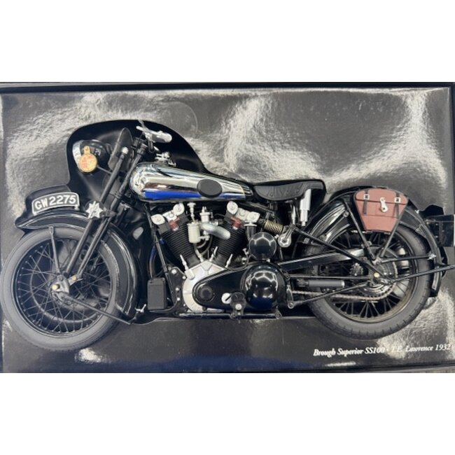 Minichamps 062135500 1/6 Brough Superior SS100 T.E. Lawrence Black Motorbike model " EX DECEASED ESTATE SOLD AS IS "
