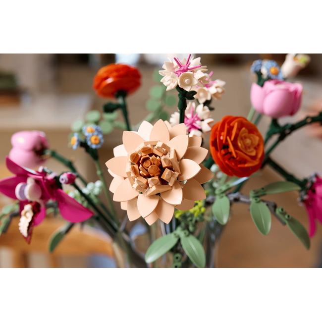 LEGO Botanicals Pretty Pink Flower Bouquet 10342 749pcs