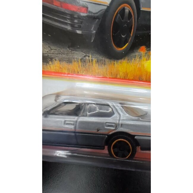 Lexus LS400 Matchbox (SOME PAINT IMPERFECTIONS)