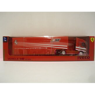 NEW RAY NEW RAY 1/43 IVECO STRALIS SCUDERIA FERRARI TEAM TRUCK 2010