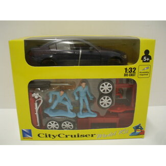 NEW RAY NEWRAY 1/32 BMW 3 SERIES BODY SHOP PLAYSET FREE WHEEL