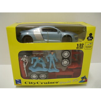 NEW RAY NEWRAY 1/32 AUDI R8 BODY SHOP PLAYSET FREE WHEEL