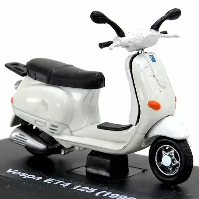 NEWRAY 1/32 VESPA HISTORICAL BIKE