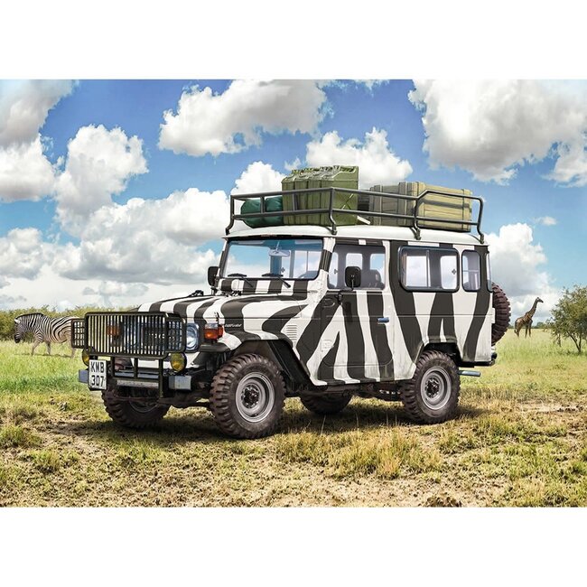 ITALERI 1/24 TOYOTA LAND CRUISER SAFARI