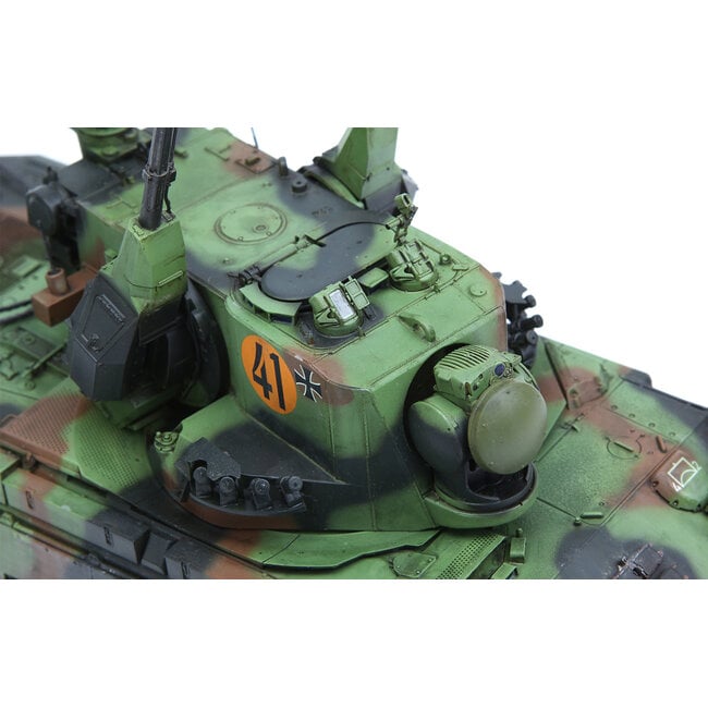 Meng 1/35 German Flakpanzer Gepard A1/A2 Plastic Model Kit