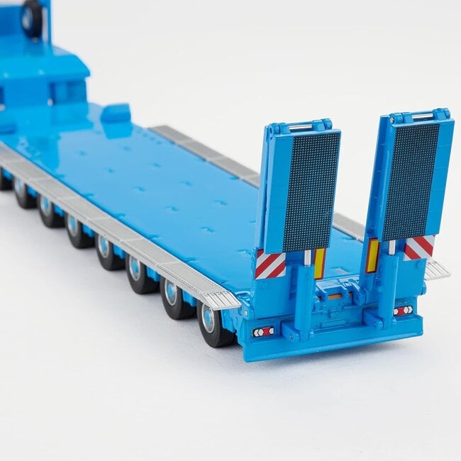 MASSDI 1/64 Diecast Car Model Toy - SCN1771 Eight-Axle Semi Low Trailer Blue
