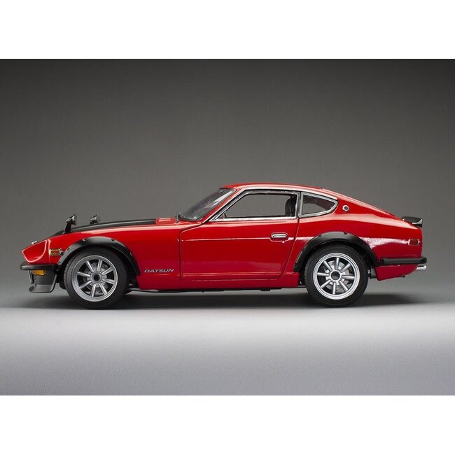 Sun Star 1/18 1971 Datsun 240Z - Red