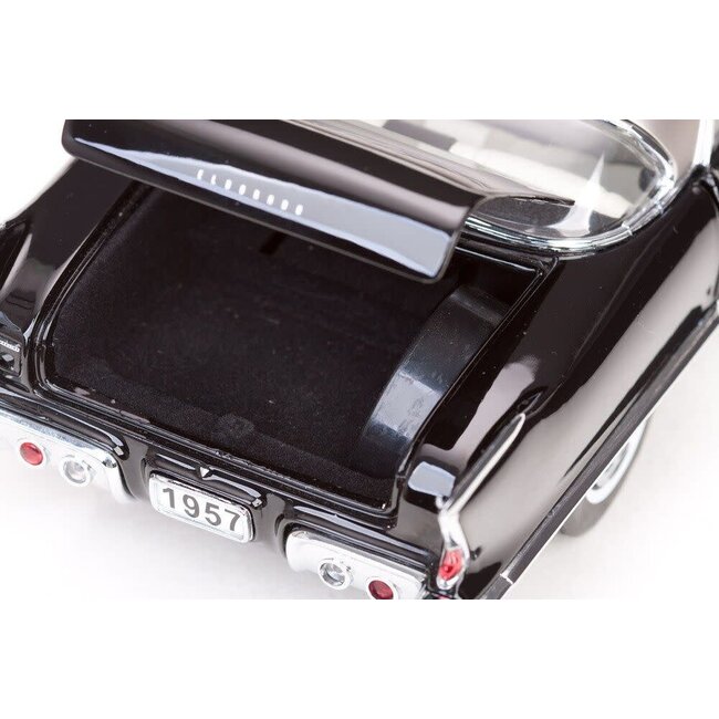 Sun Star 1/18 1957 Cadillac Eldorado Brougham - Ebony Black