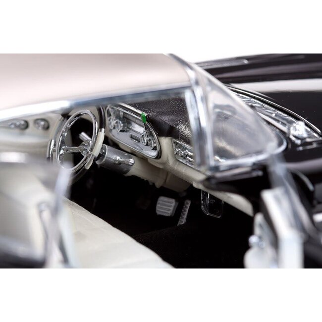 Sun Star 1/18 1957 Cadillac Eldorado Brougham - Ebony Black