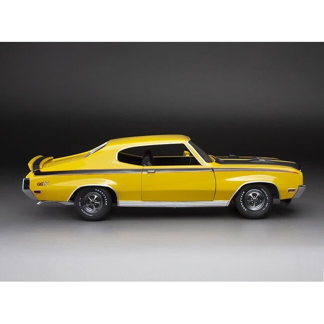 Sun Star 1/18 1970 Buick GSX - Saturn Yellow