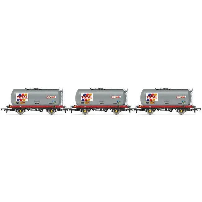HORNBY TOTAL, TTA TANK WAGON TRIPLE PACK - ERA 7