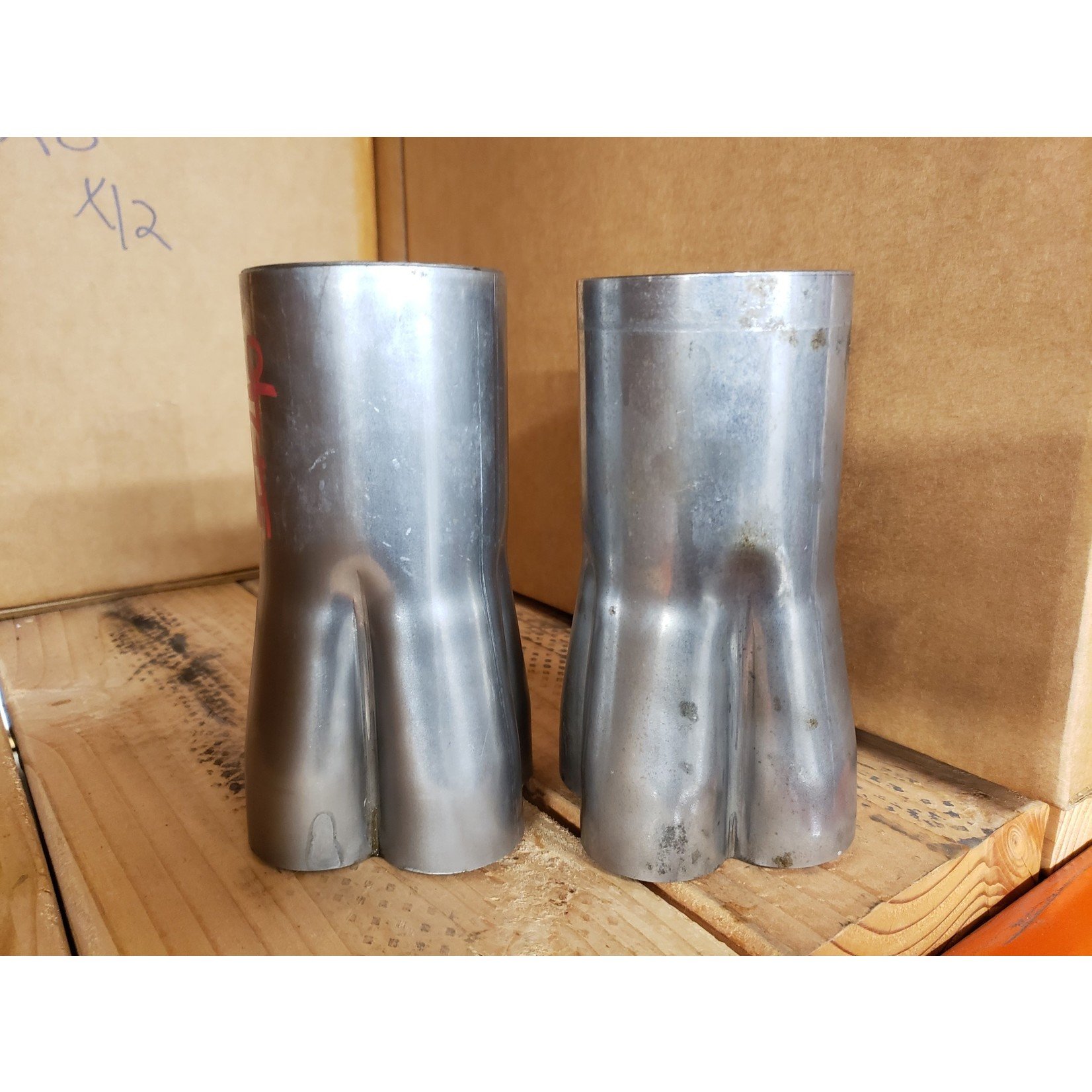 PAIR -GBE STEEL WELD-ON HEADER COLLECTOR, 1-5/8 O.D. PRIMARIES 3" OD OUTLET 5-1/2" +  LONG