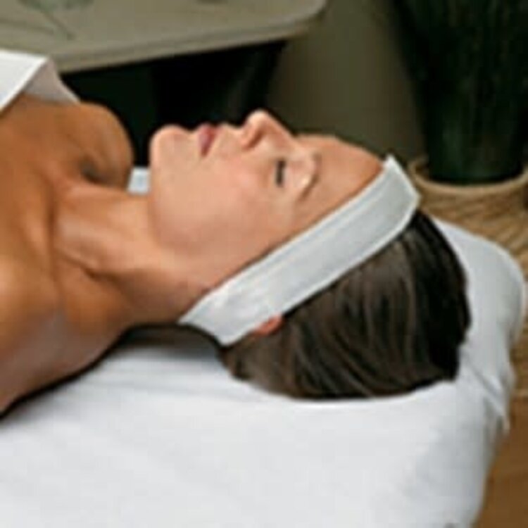 GRAHAM BEAUTY Drape Sheets 100/Pack - 43654C