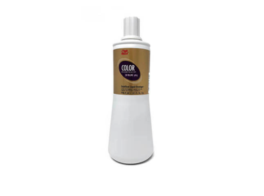 WELLA WELLA - COLOR PERFECT Développeur Liquide Stabilisé 946ml (32 oz) - 20 Volumes (6%)