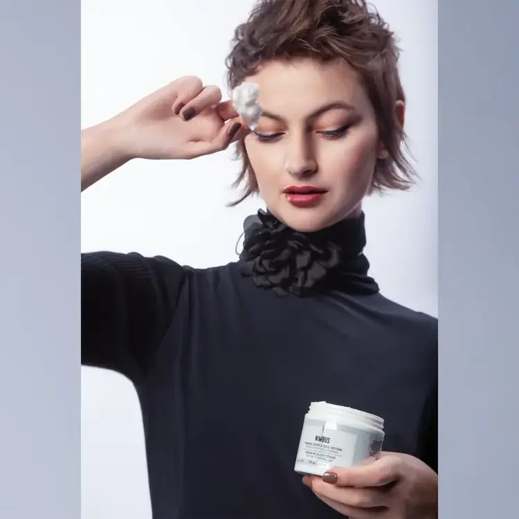 LUC VINCENT LUC VINCENT - COIFFANTS | ***NIMBUS Medium Hold Light Pomade / Pommade Légère à Tenue Moyenne (120ml/4oz)