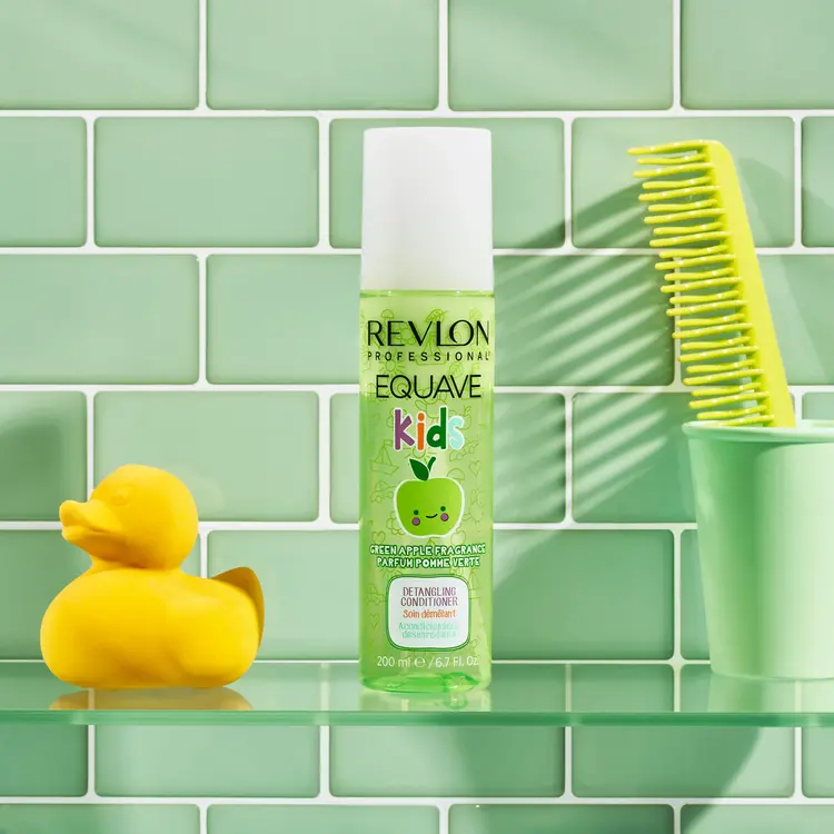 REVLON PROFESSIONAL EQUAVE | KIDS | POMME VERTE Hypoallergenic Detangling Conditioner 200ml (6.7 oz)