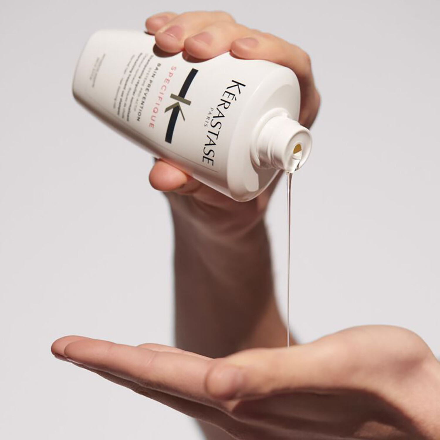 Kérastase | Specifique — Bain Prévention - Industria Coiffure Hair