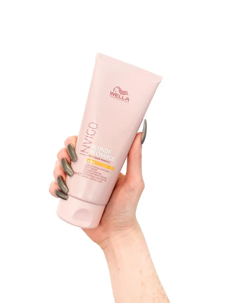 WELLA WELLA - INVIGO | BLONDE RECHARGE Revitalisant Ravive-Couleur Blond Chaud 200ml (6.7 oz)