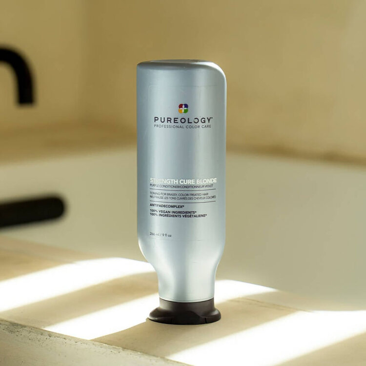 PUREOLOGY Strength Cure Blonde | Purple Conditioner