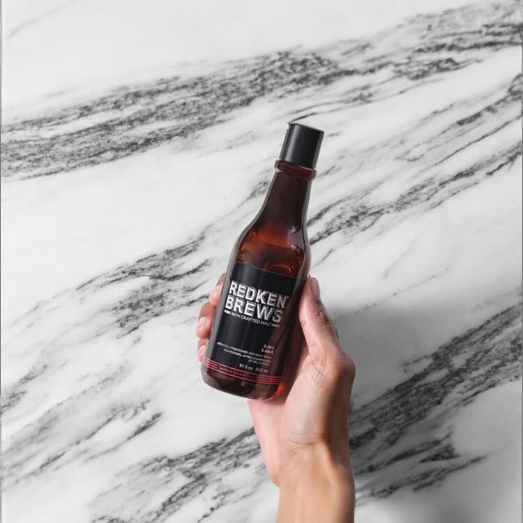 REDKEN Brews | 3-in-1 - Cleanses and Revitalizes