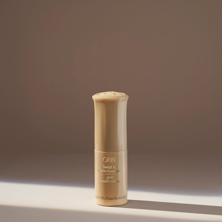 ORIBE Signature | Swept Up Spray Poudré Volume 6g (0.21 oz)