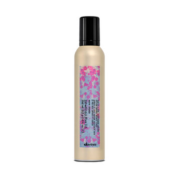 DAVINES More Inside | This Is a Curl Moisturizing Mousse 250ml (8.45 oz)