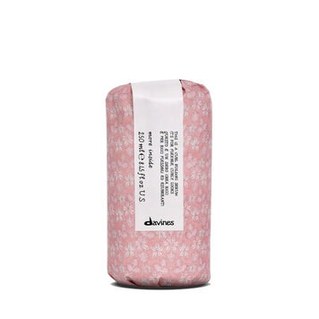 DAVINES More Inside | This Is a Curl Building Serum