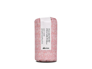 DAVINES More Inside | This Is a Curl Building Serum