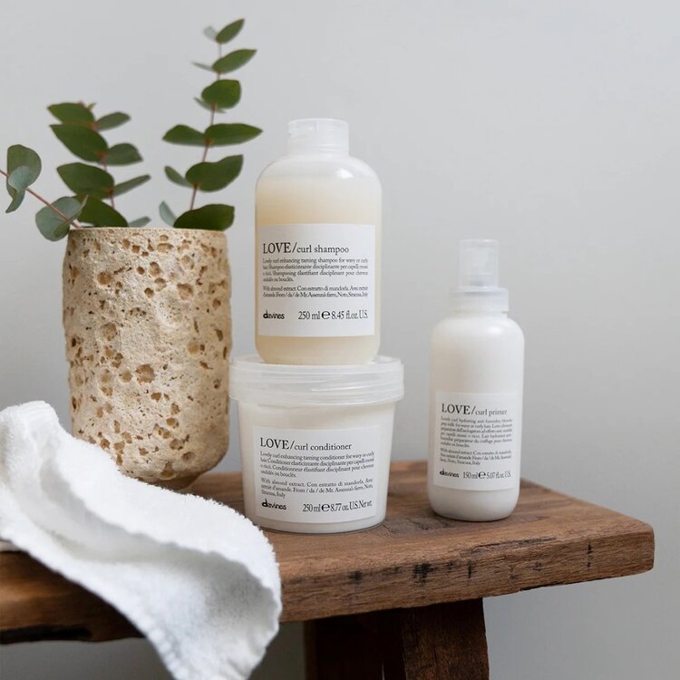 DAVINES Essential Haircare | LOVE | Curl Shampoo