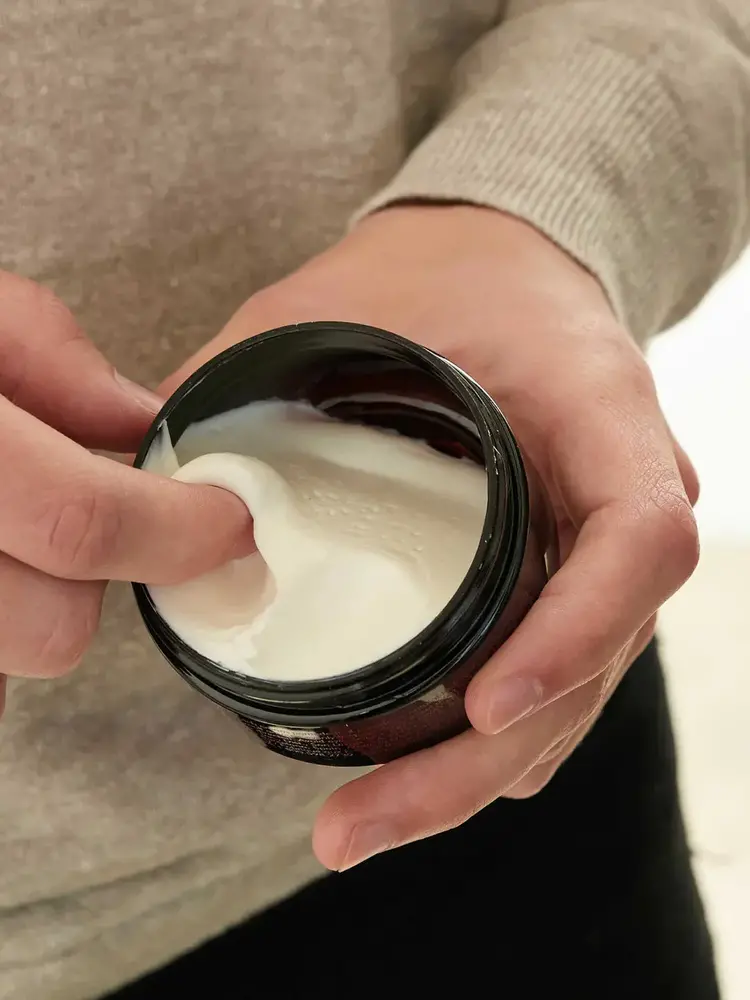 AMERICAN CREW AMERICAN CREW - COIFFANT | CREAM POMADE Light Hold and Low Shine / Tenue Souple et Effet Mat (85g/3oz)