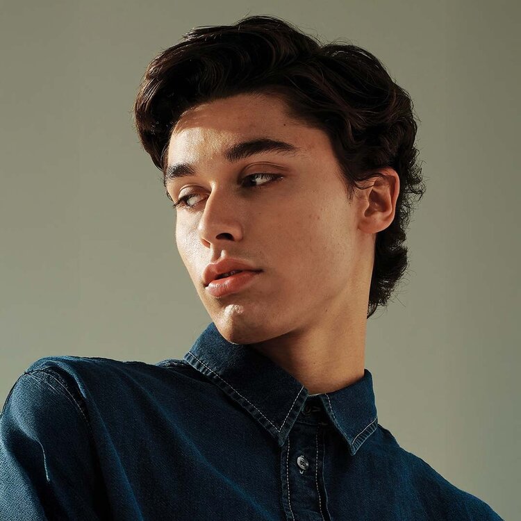 AG | CARE Molding Cream | Sculpt And Style