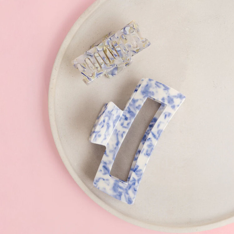 PIXIE WOO Large Claw Clip – holds your hairstyle in style and comfort