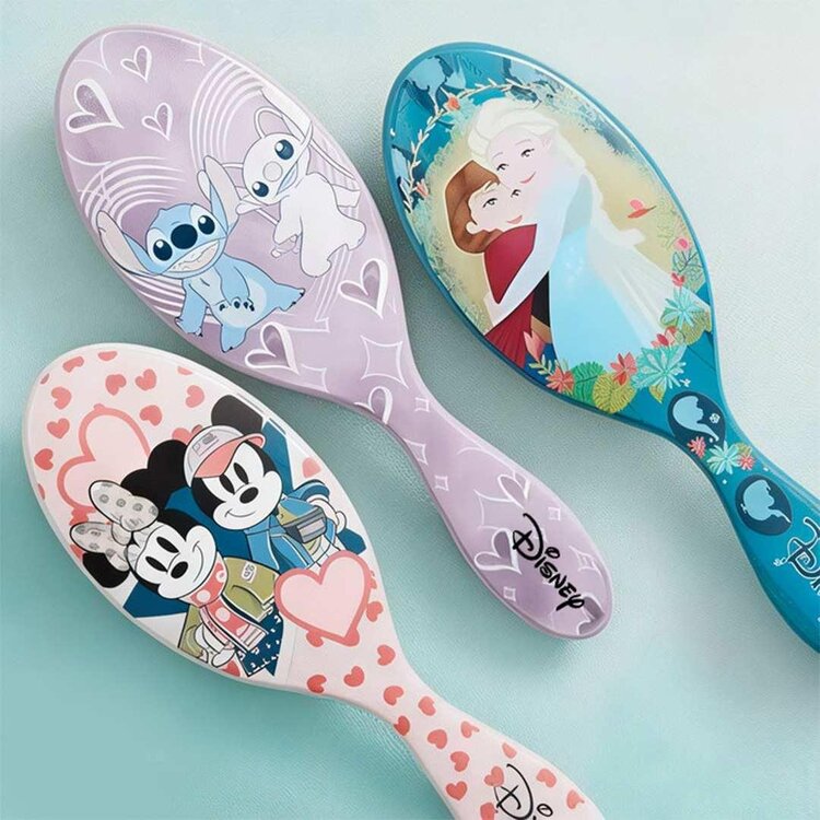 WET BRUSH Detangler Collection Disney – Detangling Brush for All Hair Types