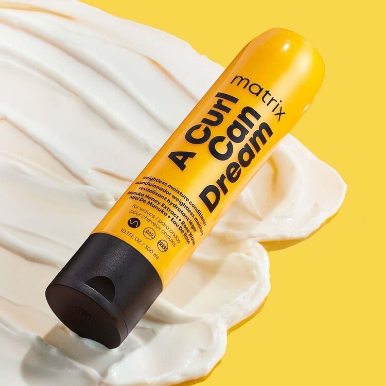 MATRIX Total Results | A Curl Can Dream | Weightless Moisture Conditioner – Lightweight Hydration for Curls and Coils