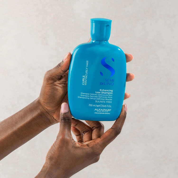 ALFAPARF Milano Semi di Lino | Curls | Enhancing Low Shampoo – Gently cleanses and defines curls