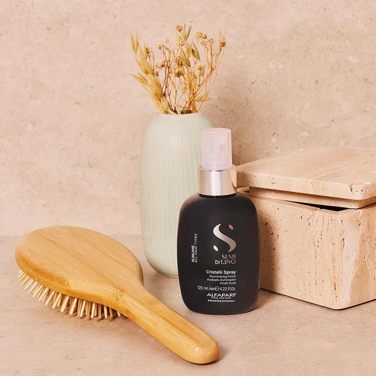 ALFAPARF Milano Semi di Lino | Sublime | Cristalli Spray (125 ml / 4.23 oz) – Instant Shine Spray for All Hair Types with Humidity Defense