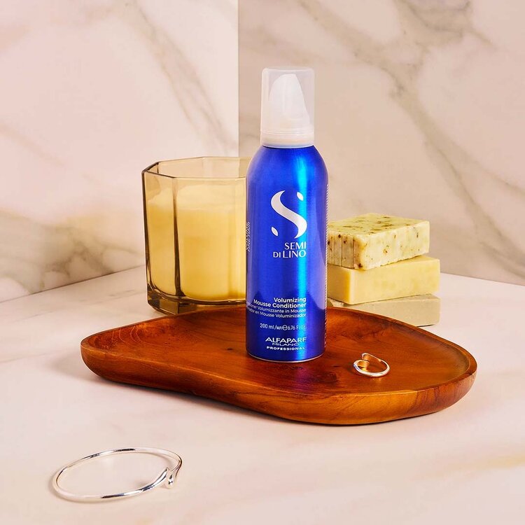 ALFAPARF Milano Semi di Lino | Volume | Volumizing Mousse Conditioner (200 ml / 6.76 oz) – Lightweight foam conditioner for volume, detangling and shine