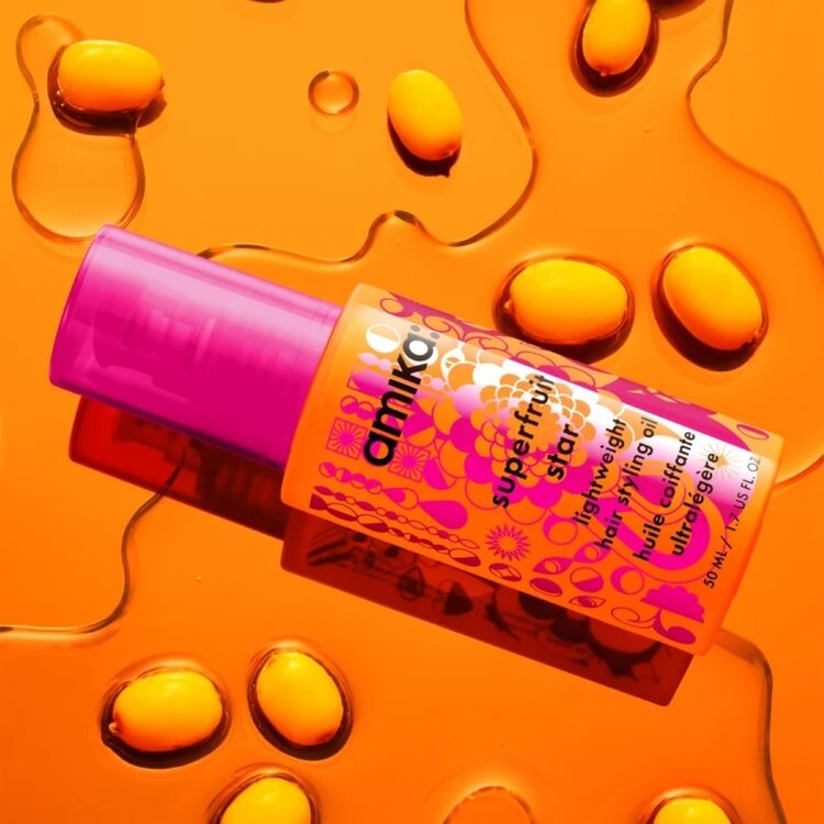 amika: Superfruit Star | Huile Coiffante Ultralégère – Lisse Les Frisottis, Booste la Brillance et Nourrit Sans Alourdir