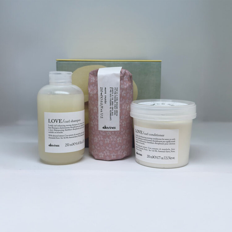DAVINES LOVE Curl | Holiday Set 2025 | Wild Desert — Curls & Definition