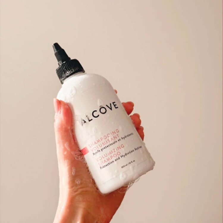 ALCÔVE Alcove | Volumisant | Shampooing  — Offre à tes cheveux le volume qu'ils méritent.